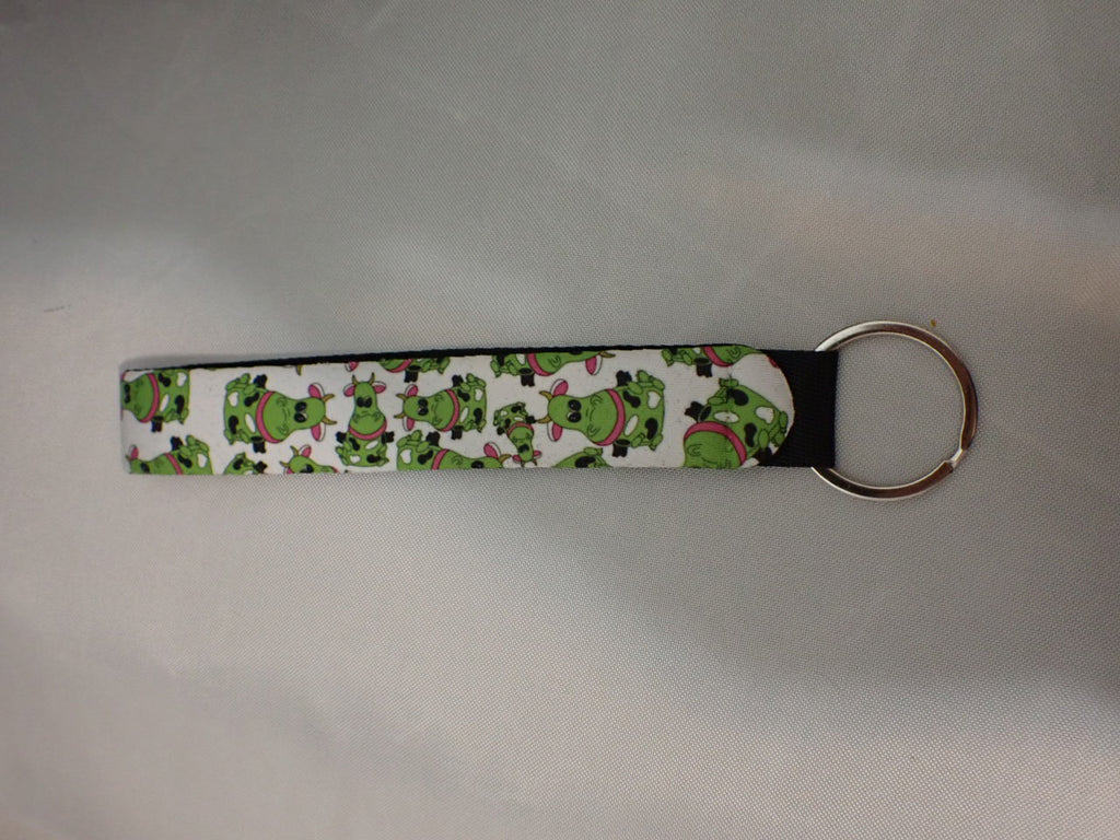 custom wristlets and lanyards