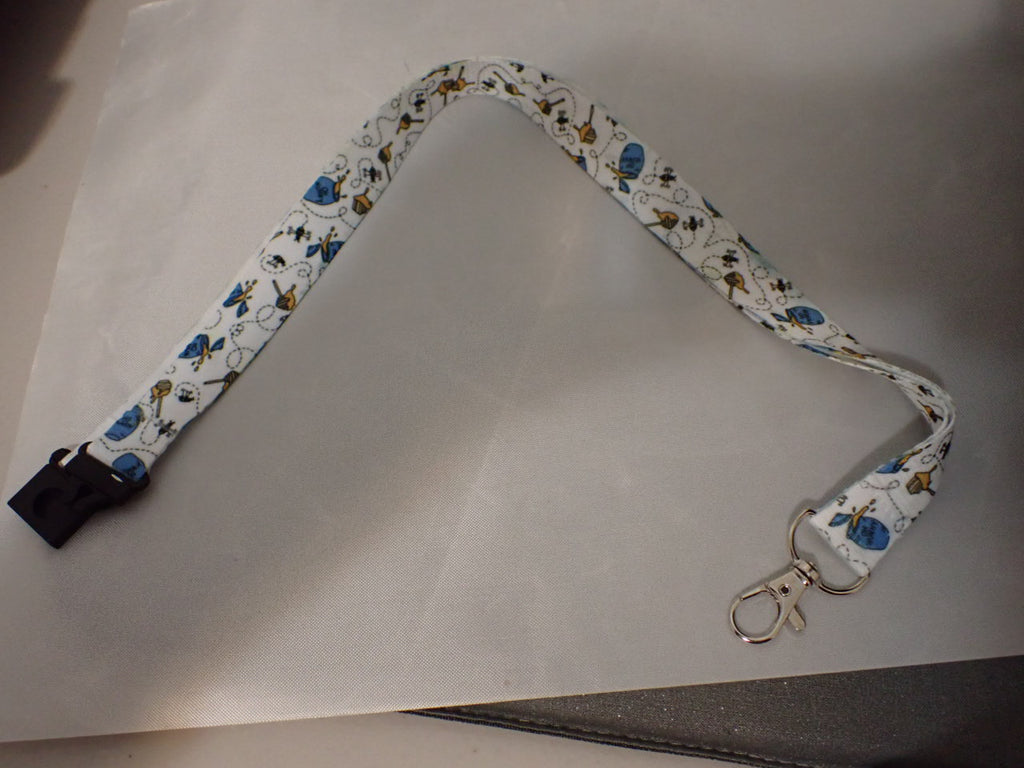 custom wristlets and lanyards